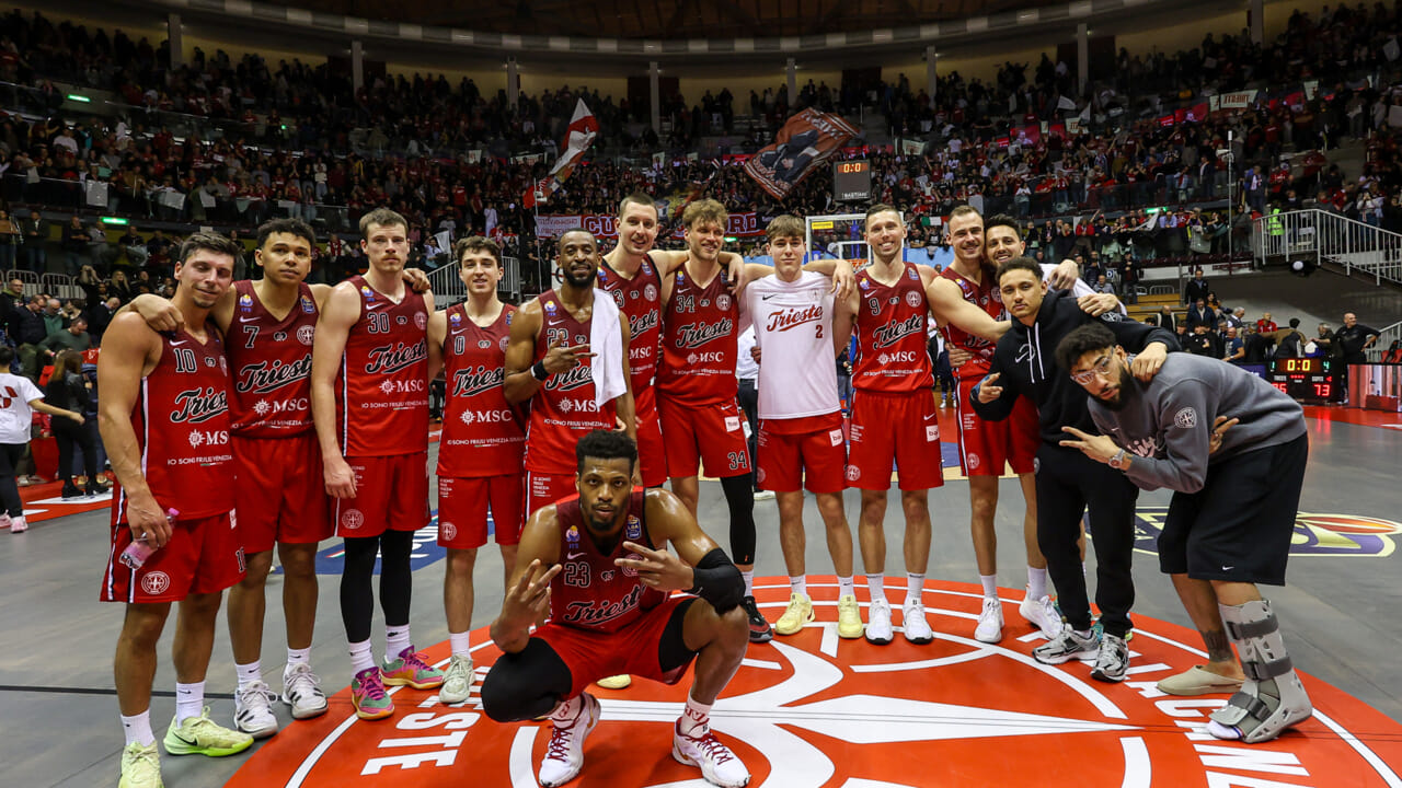 Il derby è ancora biancorosso. La Pallacanestro Trieste batte la Nutribullet Treviso