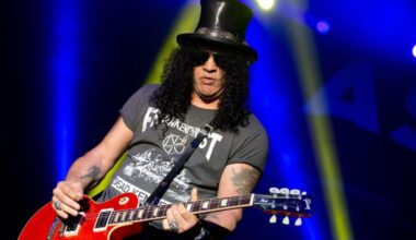 Slash compie 60 anni: la madre stilista, le origini del nome d'arte, 8 segreti