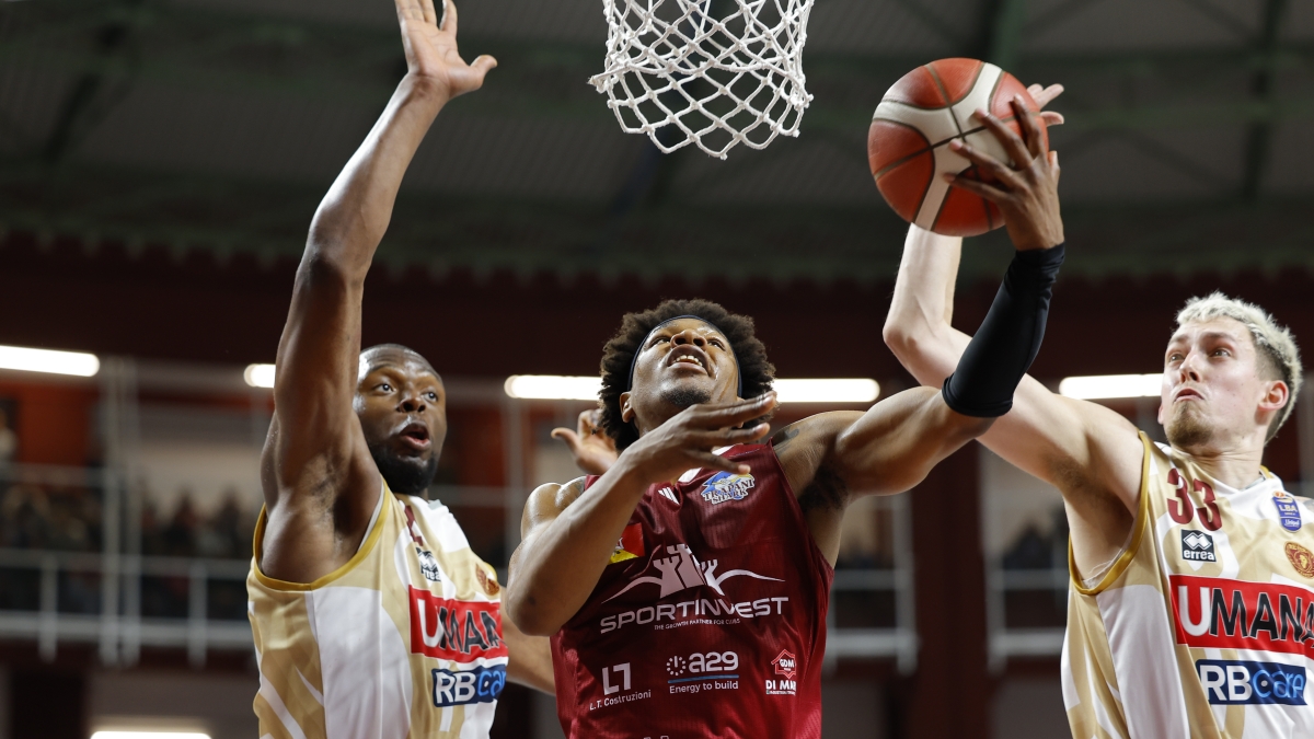 Trapani-Venezia 110-100, la Reyer sfiora l'impresa ma finisce ko dopo un supplementare