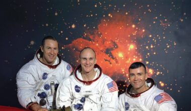 «Apollo 13»: la frase cult (mai pronunciata), le vere foto usate sul set, tutte le differenze tra film e realtà