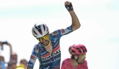 Tour de France, 16ª tappa sul Mont Ventoux: vince Paret-Peintre, Pogacar resta in maglia gialla dopo un gran duello con Vingegaard