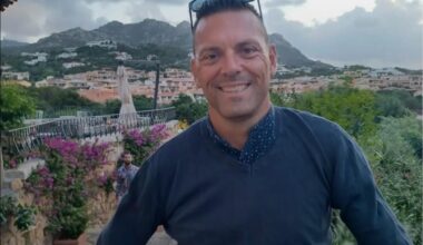 Riccione, il carabiniere eroe: «Ho visto la bimba sulla sedia a rotelle scivolare in mare, mi sono tuffato pensando ai miei figli»
