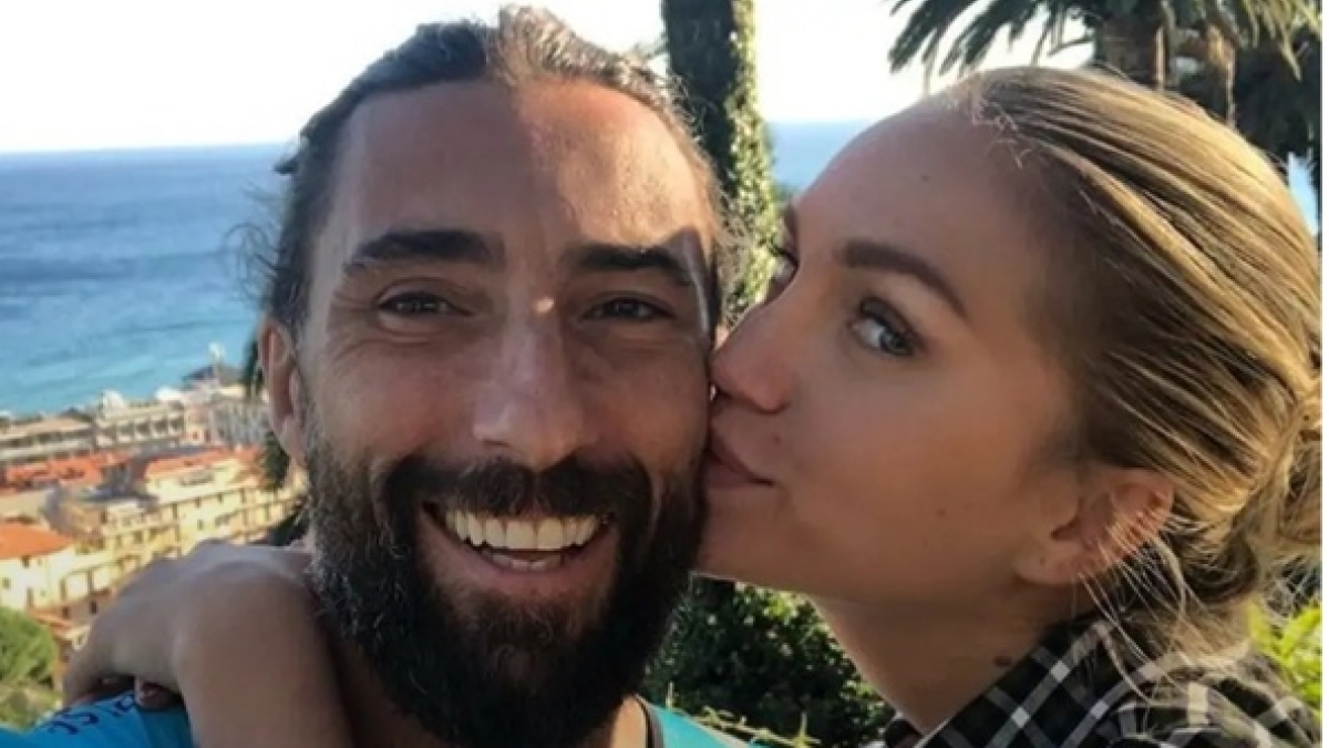 Vittorio Brumotti: «A 16 anni comprai la Clio Williams per uscire con le ragazze più grandi. Le botte? Mi fanno ridere»