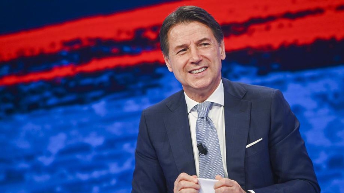 Conte riunisce i suoi «La nostra identità è su legalità ed etica». E annulla gli incontri dei 5 Stelle nelle Marche