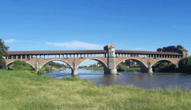Pavia, testimoni vedono un quindicenne cadere nel Po. Ricerche in corso nel fiume