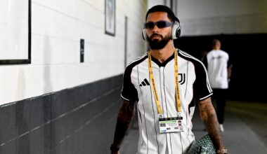 Juve, Douglas Luiz non si presenta al raduno: il club prenderà provvedimenti disciplinari