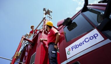 La vendita della rete Tim al fondo americano Kkr: la Commissione Ue apre un’indagine