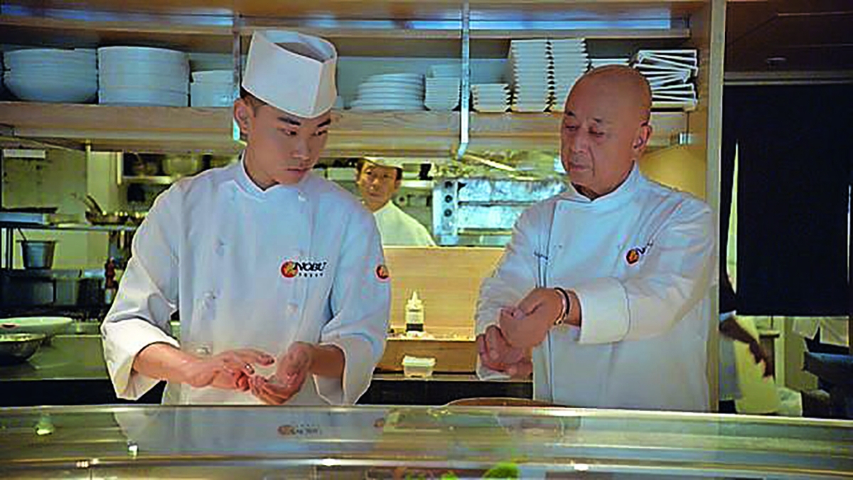 Nobu: il padre morto, il locale in fumo. Storia dell’uomo che ha imposto il sushi al mondo (e che ora vale un miliardo di dollari)