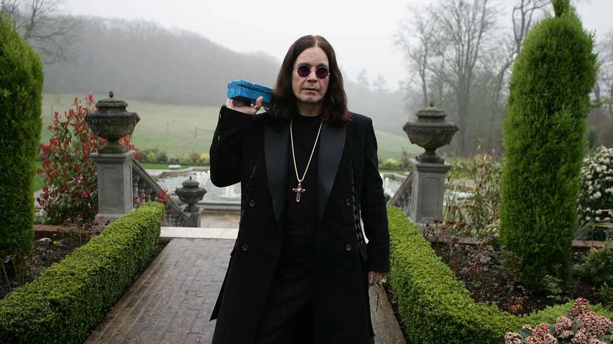 Ozzy Osbourne eredità: patrimonio di 220 milioni conteso tra eredi
