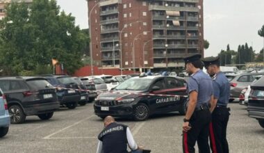Roma Cinecittà, uomo ferito a colpi di pistola in un regolamento di conti in un parcheggio