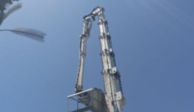 Incidente sul lavoro a Pompei, cede carrello elevatore: gravi due operai. Hanno fatto un volo di dieci metri dalla gru