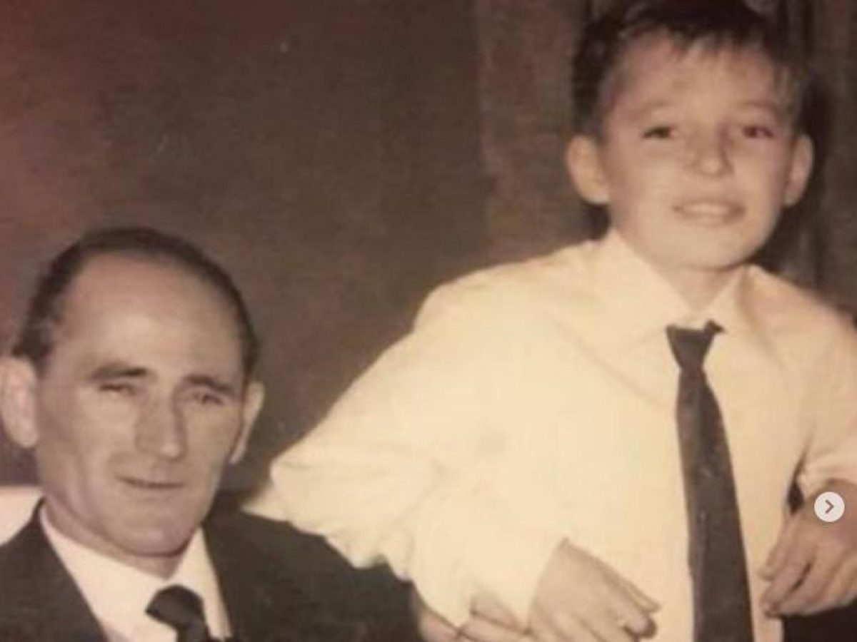 Vasco Rossi e gli auguri al papà scomparso: «Quando mi vietò di iscrivermi al Dams di Bologna»
