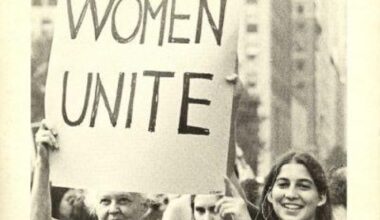 La vera storia del libro che ha cambiato la vita delle donne e delle lettere della traduttrice torinese scoprì «Our Bodies, Ourselves»