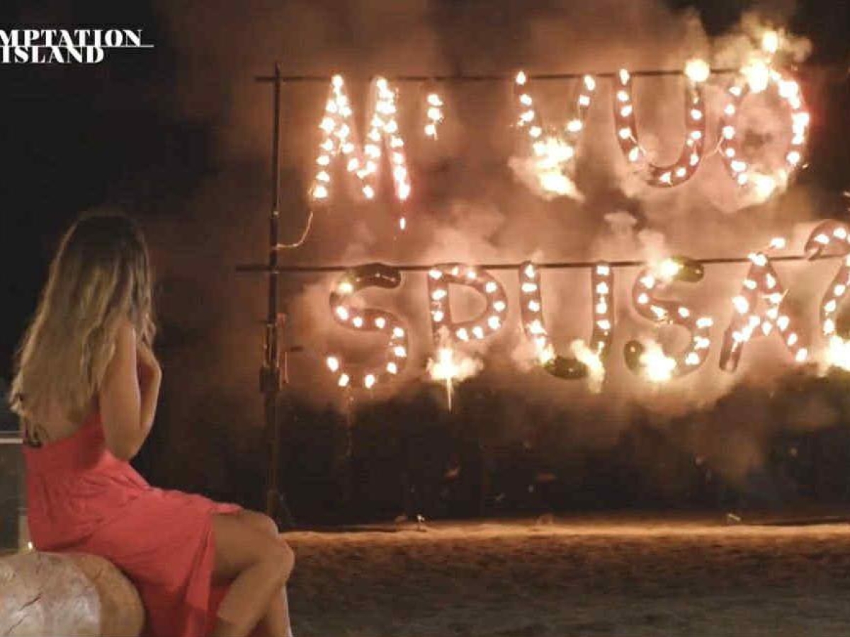 «Temptation Island», le pagelle: Antonio e Valentina, piromani a nozze (4), Valerio e Sarah, un falò da piangere (8)