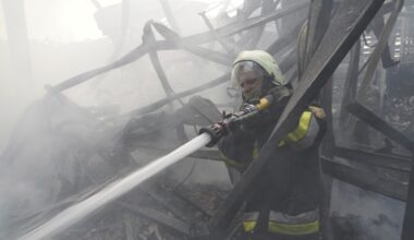 Ucraina - Russia, le notizie di oggi in diretta | Massiccio attacco russo su Kiev e altre regioni ucraine: 6 morti, tra questi anche un bambino. Zelenski: «Terroristi russi»