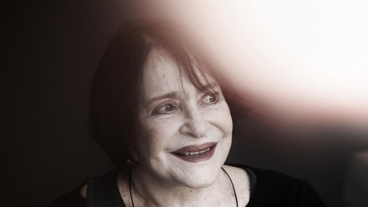 Adriana Asti, morta la grande attrice di teatro e cinema. Da Strehler e Visconti a Tinto Brass e Franca Valeri
