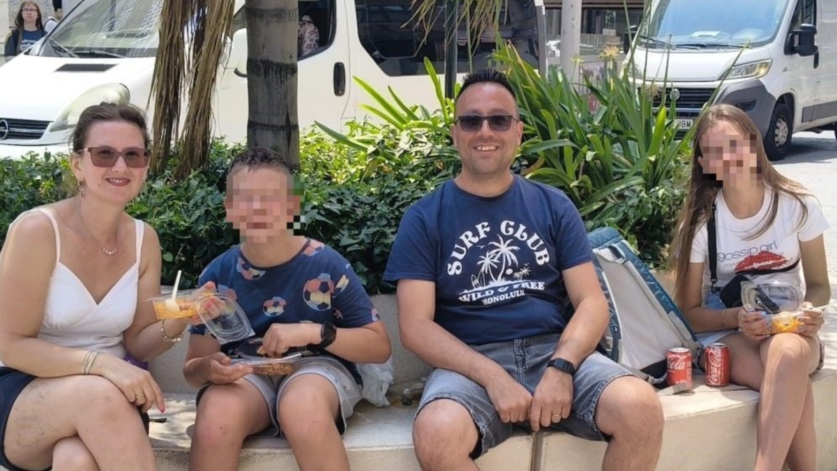Fabio Orlando, l'operaio di Fizzonasco licenziato dopo aver segnalato l'errore sui permessi è stato reintegrato: «L'azienda ha fatto dietrofront»