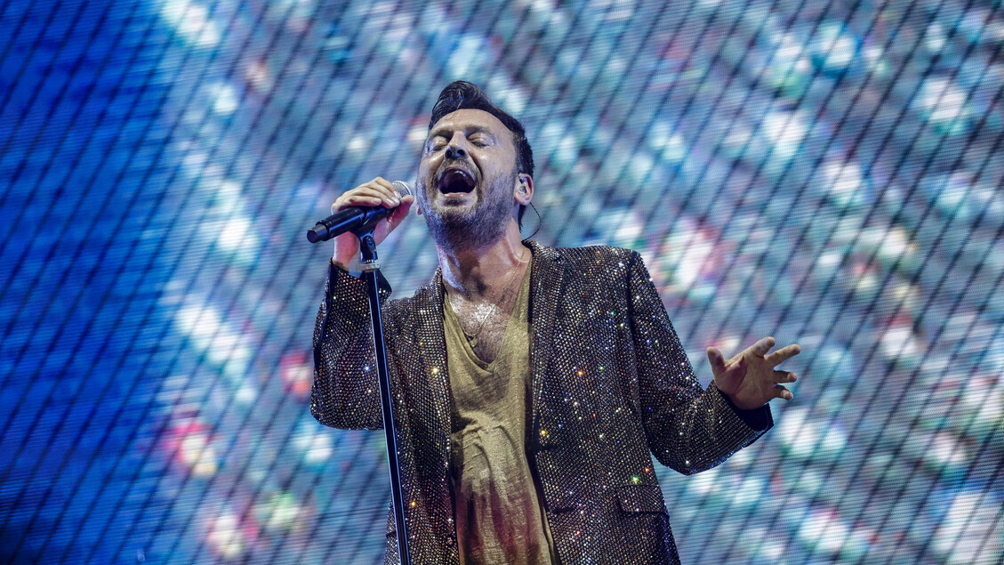 Hit parade, Cremonini debutta in vetta album - Ultima ora