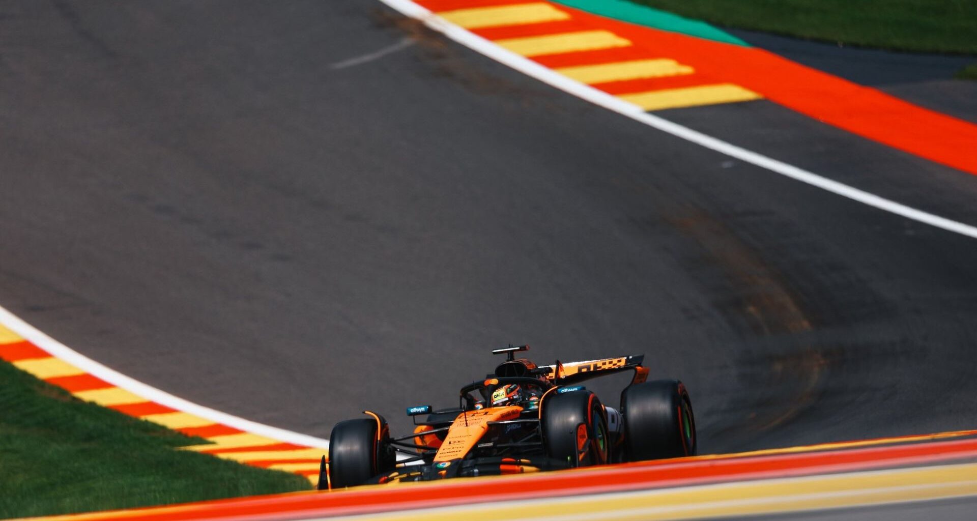 F1 Spa 2025, Qualifiche Sprint: pole Piastri, Verstappen insegue