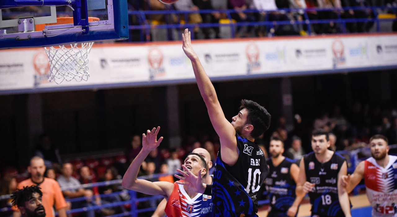 Basket in tv oggi e domani, dove vedere la 16esima giornata di serie A. Brescia difende il primato contro Tortona