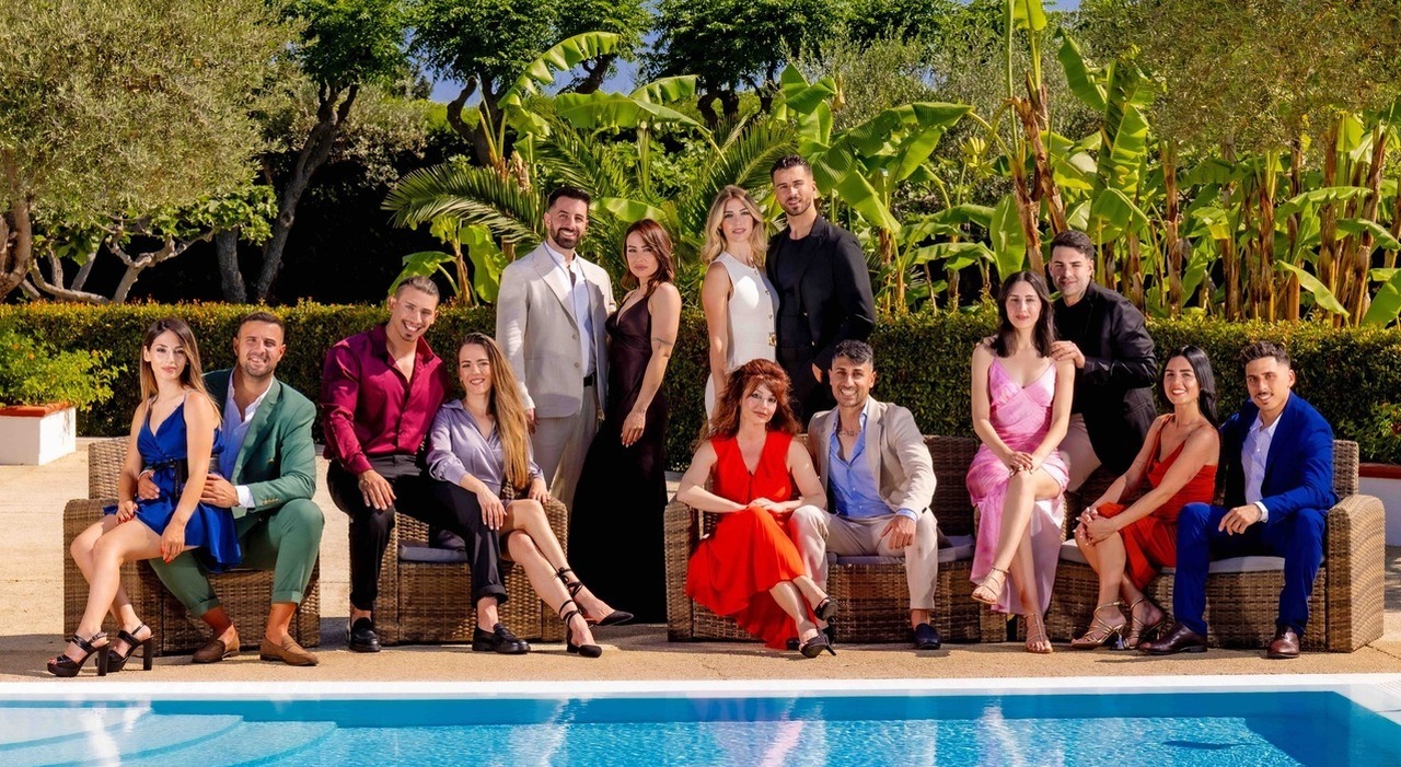 Temptation Island, quanto costa una vacanza nel resort del reality in Calabria tra spiaggia, piscine e boschi: il prezzo sorprende