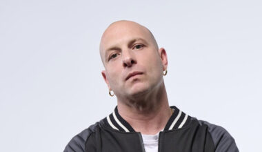 Clementino: «Nel mio nuovo disco c'è un featuring con Totò. Sanremo? Magar sì, ma con meno rabbia: ho 120 canzoni pronte»