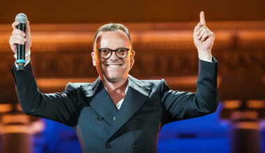 Gigi D'Alessio, addio alla Rai: stasera in tv (venerdì 25 luglio) il concerto Uno come te. La scaletta e gli o - Il Messaggero