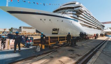 Fincantieri, varato ad Ancona il colosso Viking Mira (può ospitare 1000 passeggeri). Il porto dorico si conferma strategico