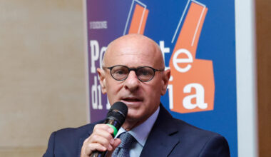 Rampelli, rispondo a straccioni 5S, odg su vitalizi non esiste - Ultima ora