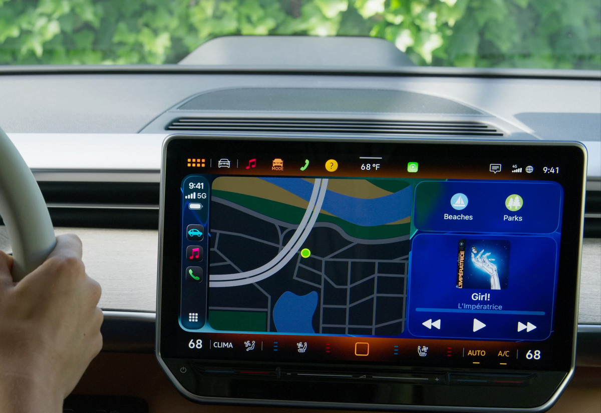 Gli iPhone potranno mostrare video nello schermo CarPlay dei veicoli