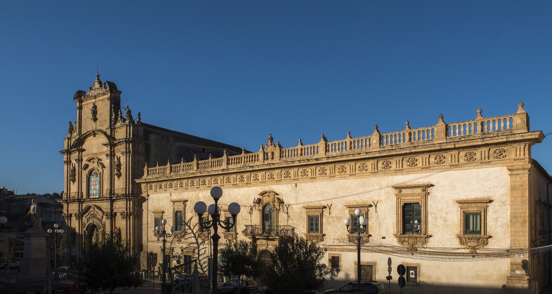 Emilio Isgrò inaugura il nuovo museo MACC a Scicli