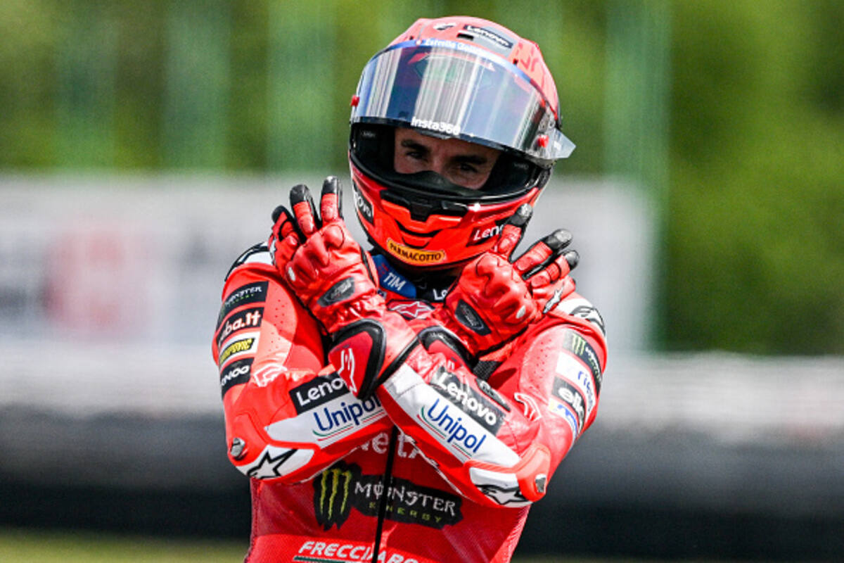 Agostini: "Inchinatevi a Marquez! Può battere i miei 15 titoli" - News