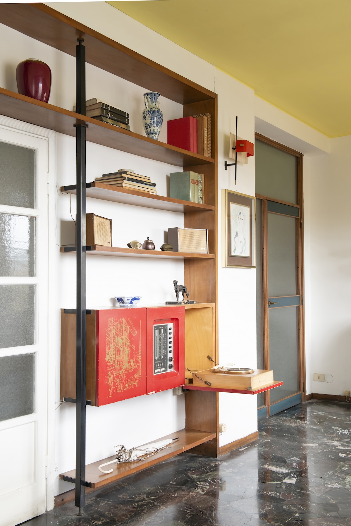 La casa ritrovata «modesta e commovente» progettata da Gianfranco Frattini negli anni 50 a Milano