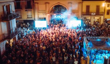 Castelleone. Weekend di festa con l'Happy Beach, ma c'è chi si lamenta per gli eventi in piazza