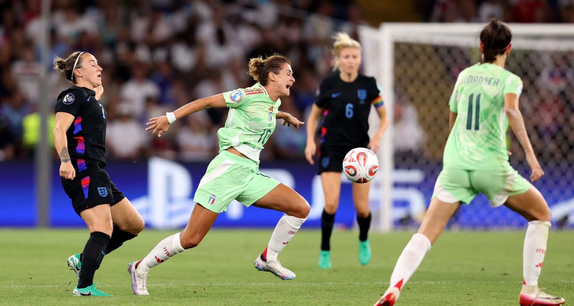 Ascolti TV | Martedì 22 Luglio 2025. Botto Azzurre (27.4%). Sarabanda al 18.3% vs Reazione a Catena 19.9-23.5%