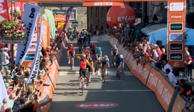 Giro di Vallonia 2025, l'attaccante Clément Izquierdo anticipa di poco Corbin Strong, 3° Lorenzo Milesi - Il neozelandese conquista la corsa
