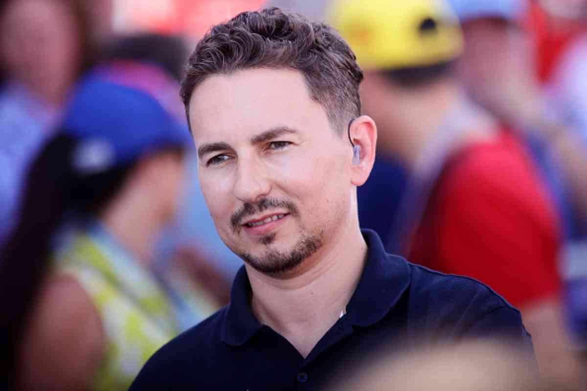 Jorge Lorenzo nel paddock della MotoGP