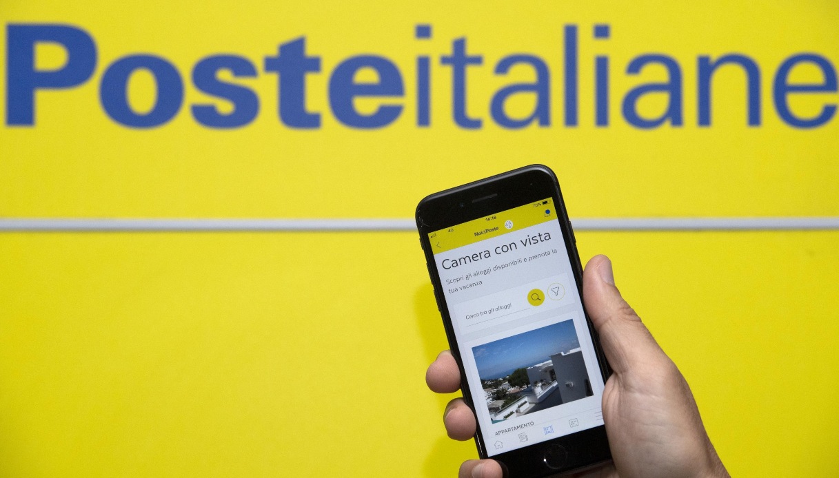 La nuova app di Poste prevede quello che farà l'utente, tutte le novità