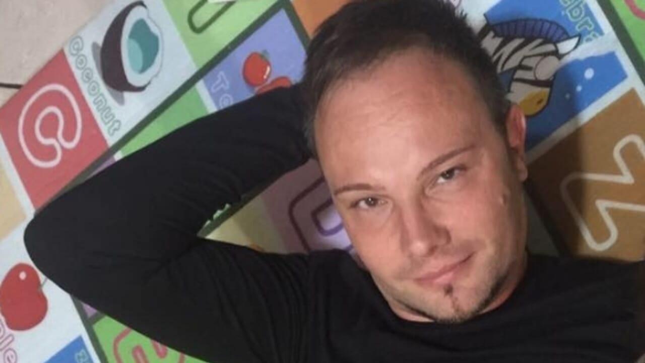 Alessandro D’Angelo muore annegato per salvare moglie e figli a Tarquinia