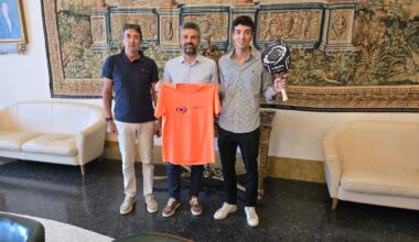 Il campione di beach tennis Andrea Veronesi ricevuto in Comune