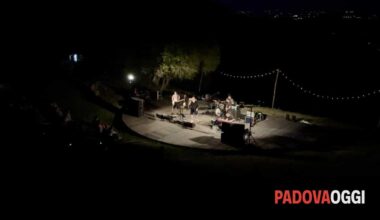 Una notte da brividi all'Anfiteatro del Venda con gli Arab Strap