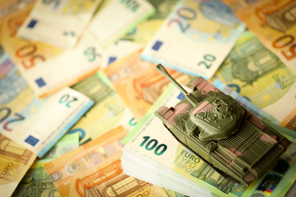Il governo italiano ha chiesto un prestito da 14 miliardi per comprare armi