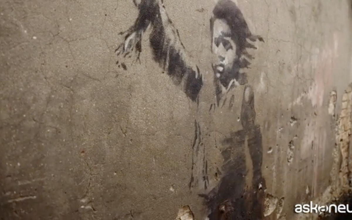 Banksy: l'opera piccolo migrante a Venezia: video