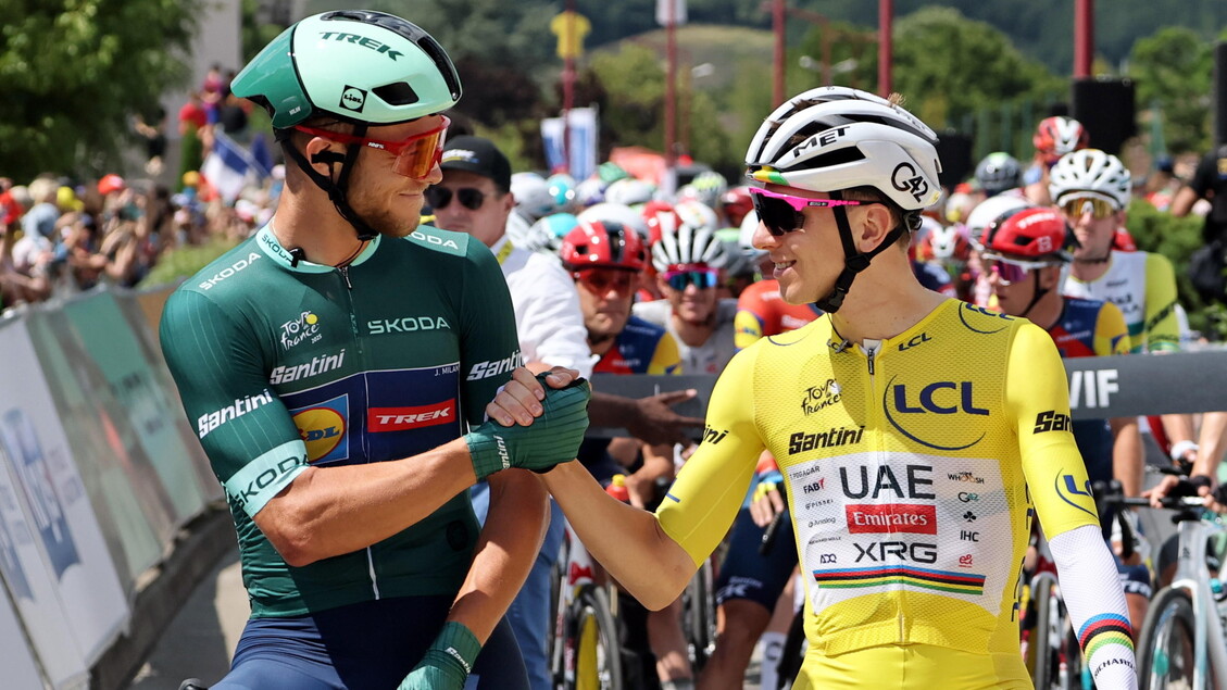 Tour: Pogacar tampona auto team Vingegaard prima del via - Ciclismo