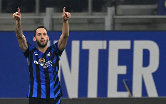 Inter, l'annuncio dell'agente di Calhanoglu sul suo futuro