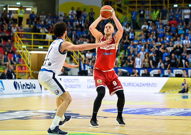 Quarti Playoff Gara 1 - Germani Brescia - Openjobmetis Varese 68-61