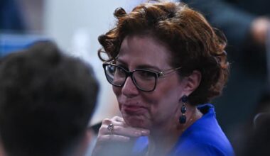 Arrestata a Roma Carla Zambelli, deputata italo-brasiliana ricercata da Interpol