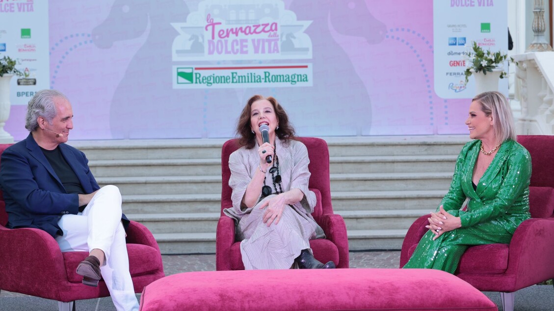 Stefania Sandrelli: 'Che imbarazzo le scene di nudo con Tinto Brass' - Notizie