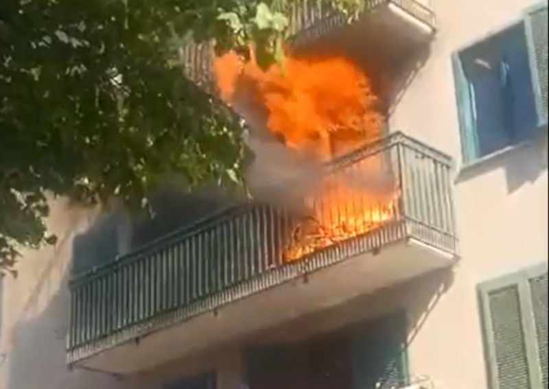Colico appartamento in fiamme