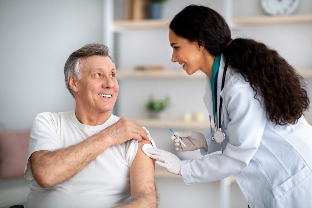 I vaccini anti-covid hanno salvato oltre 2,5 milioni di vite